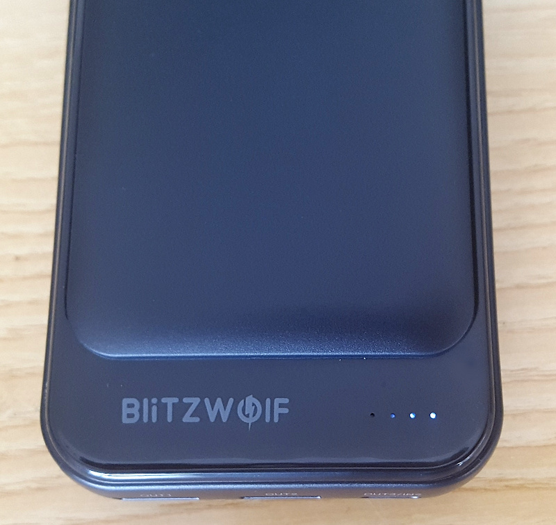 BlitzWolf BW-P11 20000mAh 18W QC3.0 PD Power Bank Leds